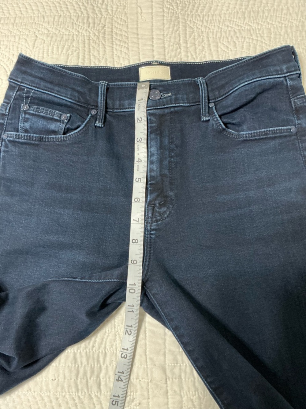 MOTHER The Weekender Fray Jeans in Chip On My Shoulder Size 28 - Picture 16 of 16